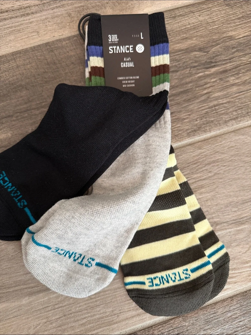 Stance Socks BOYS size Large (2-5.5) NWT